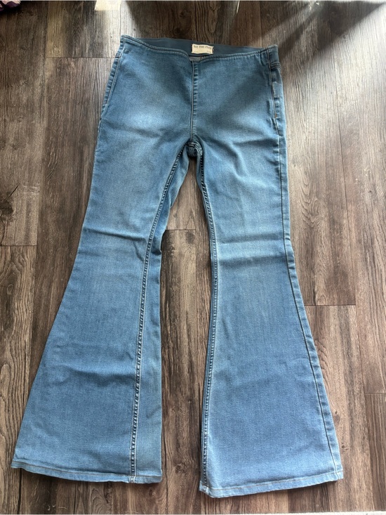 We The Free Denim - FP Pull On Bellbottom Jeans
